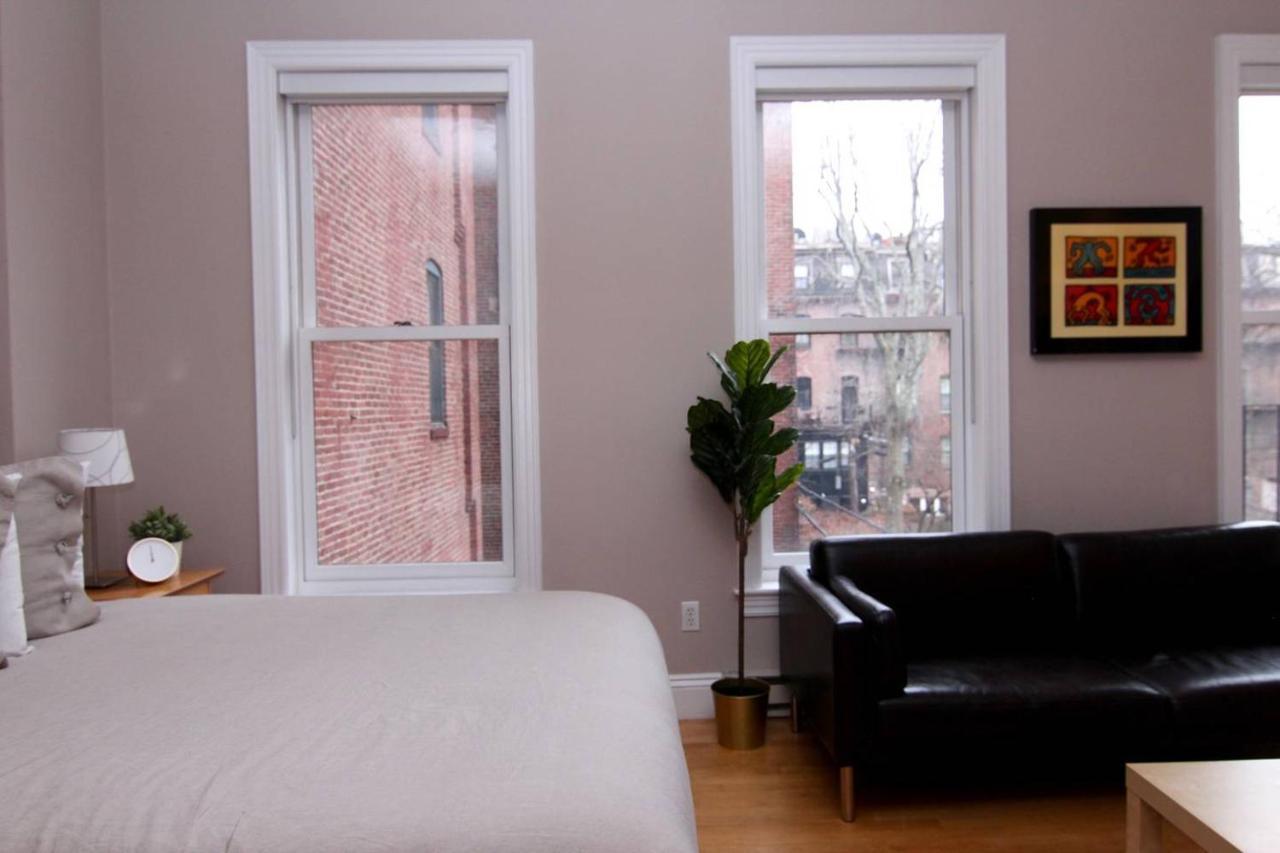 Stylish Downtown Studio In The South End, #8 Бостон Экстерьер фото